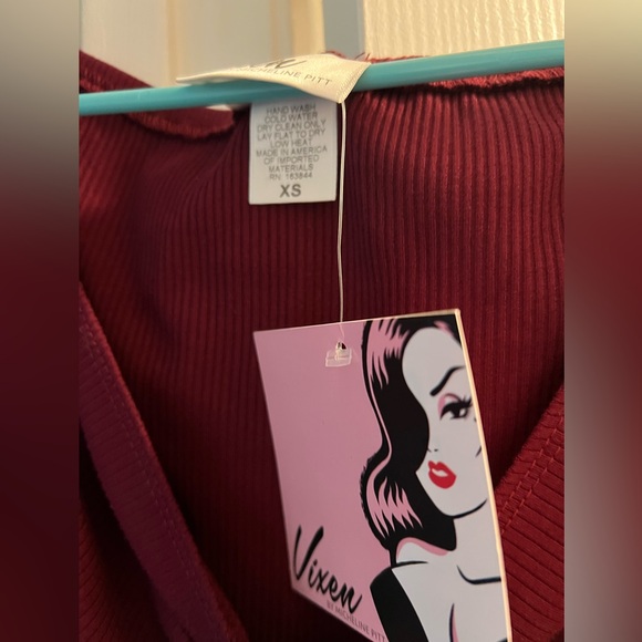 Vixen by Micheline Pitt Burgundy Tie me up Top - Picture 5 of 5